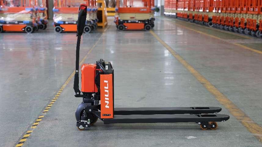 How to Safely Operate an Electric Pallet Jack/Truck/Stacker？