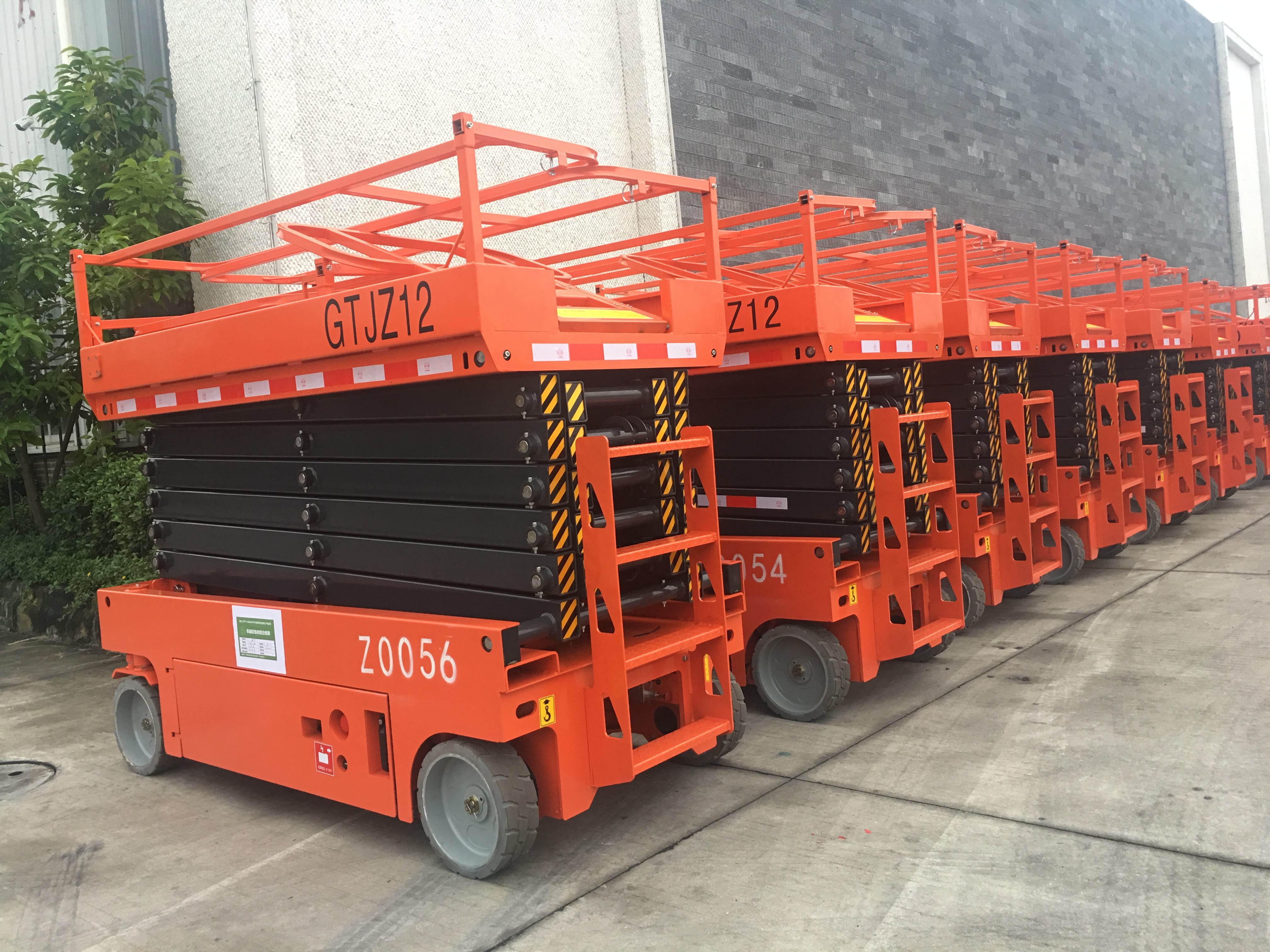 Electric Towable Lift Table Cherry Picker Man Lifter Skyjack Scissor Lift Cart Mobile Manual