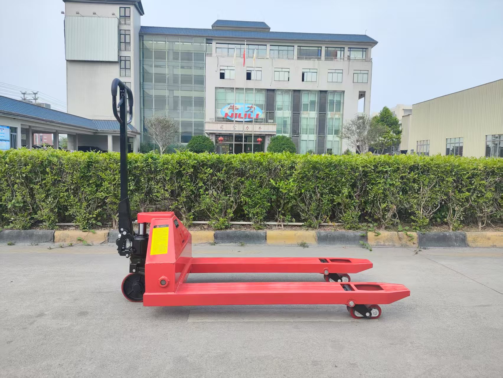 Teljes &uacute;tmutat&oacute; a k&uuml;l&ouml;nb&ouml;ző t&iacute;pus&uacute; raklapemelő targonc&aacute;khoz