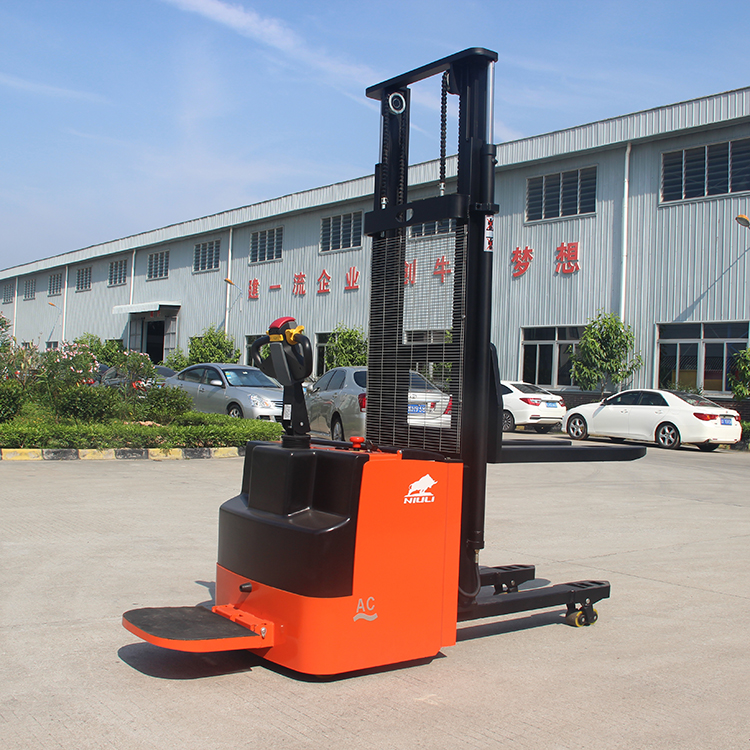 Niuli Standing on 1.5ton 2000kg Stacker Fully Electric Pallet Hydraulic Stacker Mini Forklift