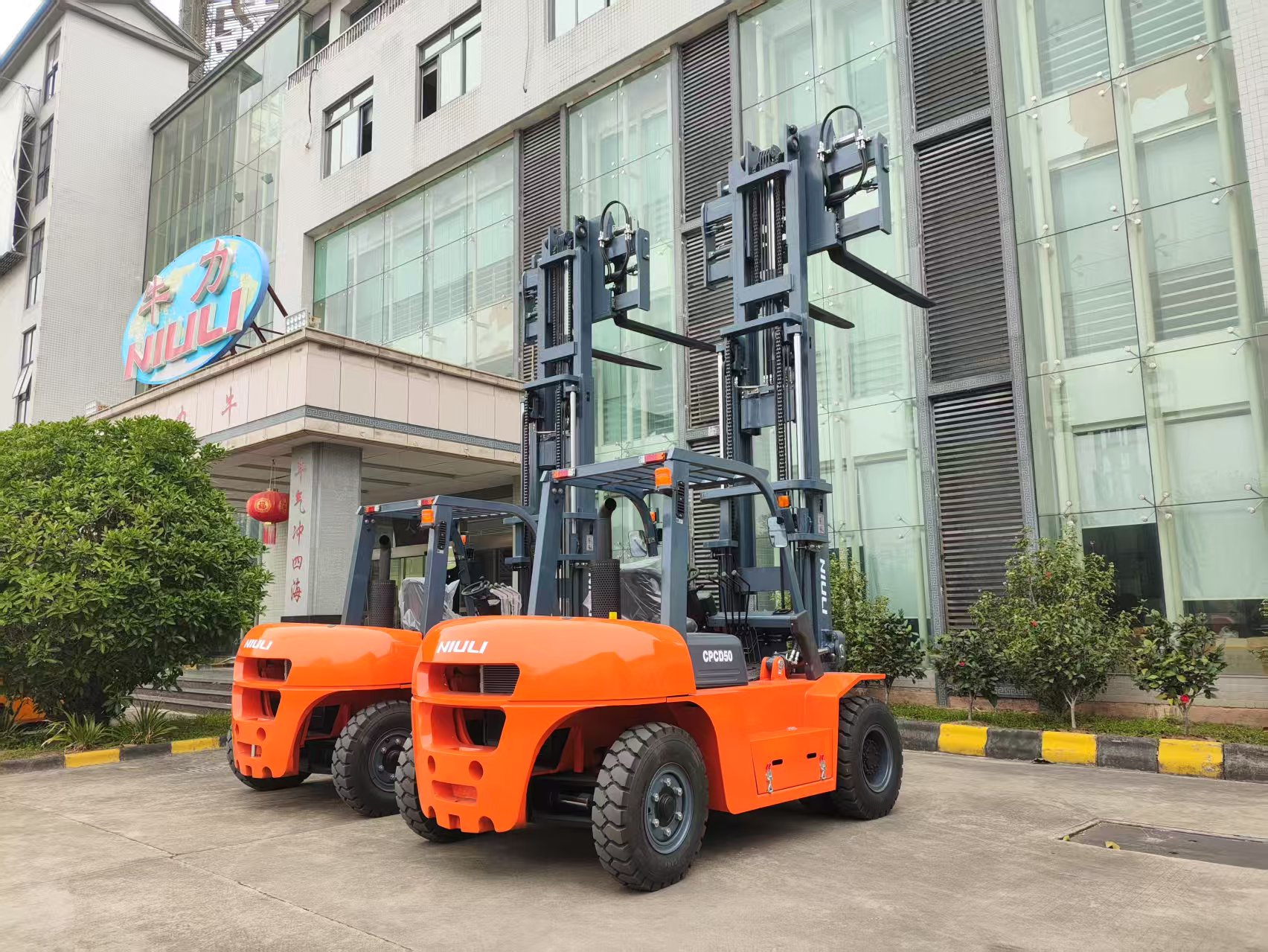 Kebangkitan Forklift Hijau: Memperkasakan Masa Depan Pergudangan