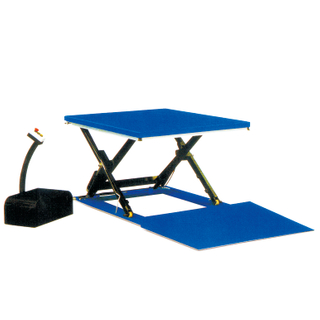 Kėlimo įranga Elektrinio keltuvo statybinė platforma namų keltuvo žirklinis variklio mechanizmas Mobilus žirklinis hidraulinis keltuvas